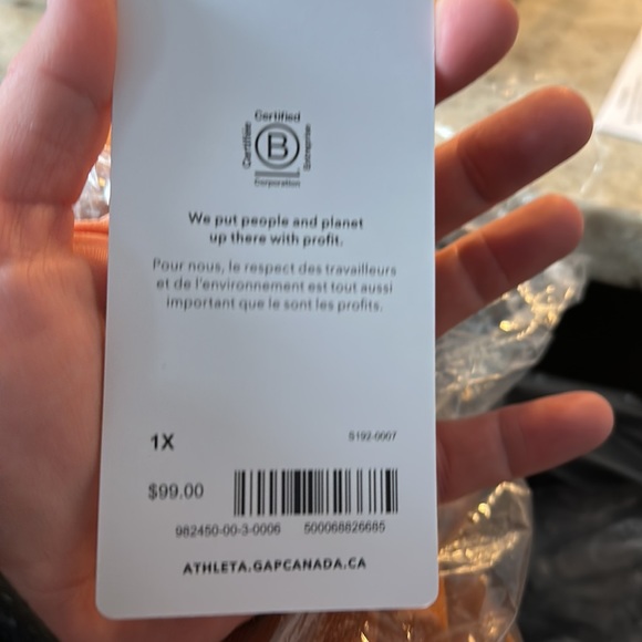 NWT Athleta Triumph Crewneck Sweatshirt 1X - Picture 6 of 6